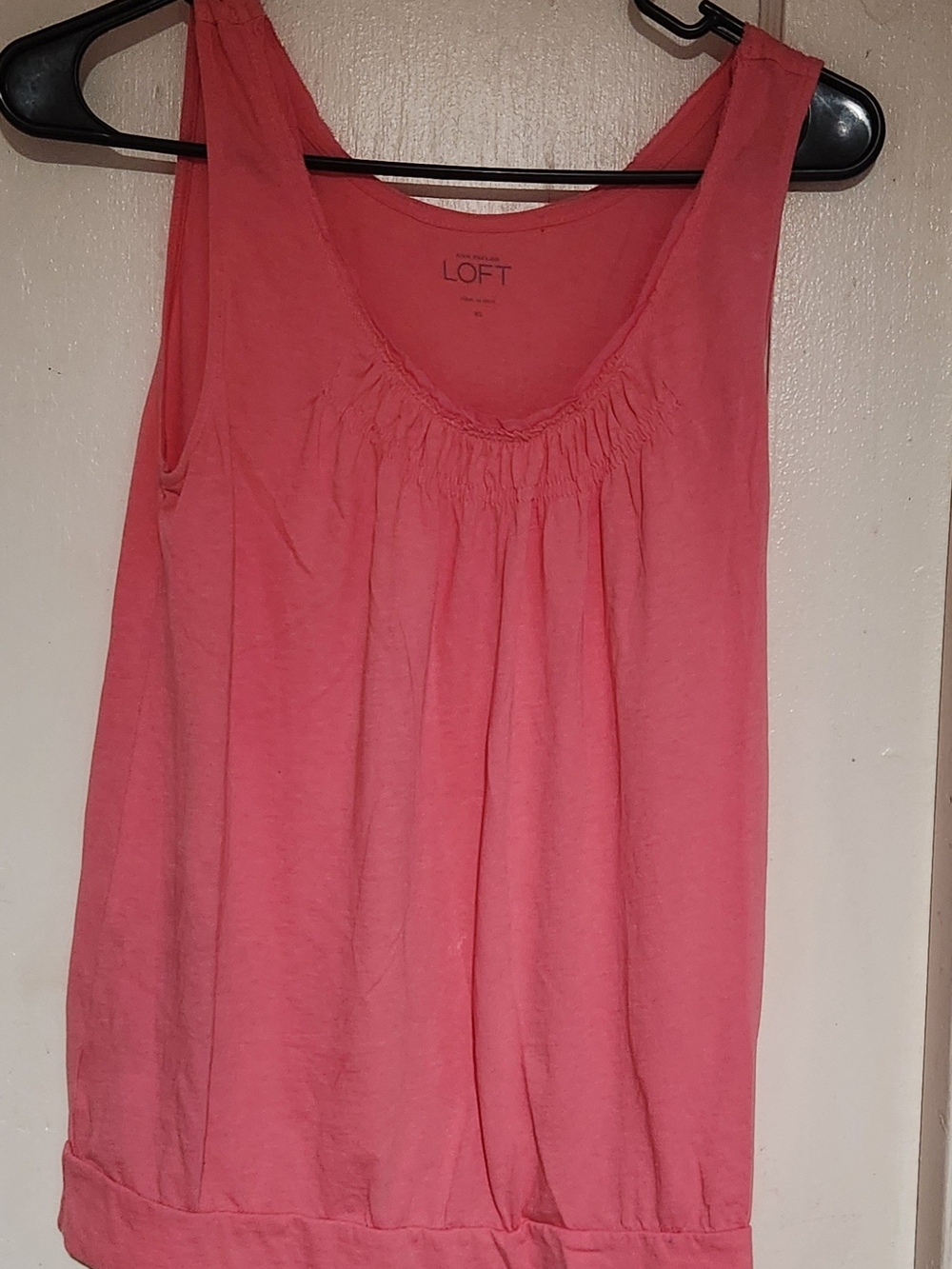 Ann Taylor Pink Gathered Scoop-Neck Tank